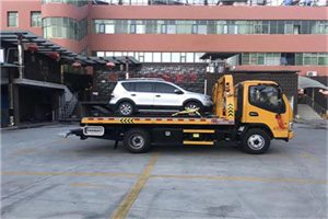 昆明附近汽车拖车电话